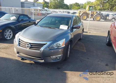 2015 Nissan Altima 2.5 S from USA, damaged, VIN 1N4AL3AP1FC222827